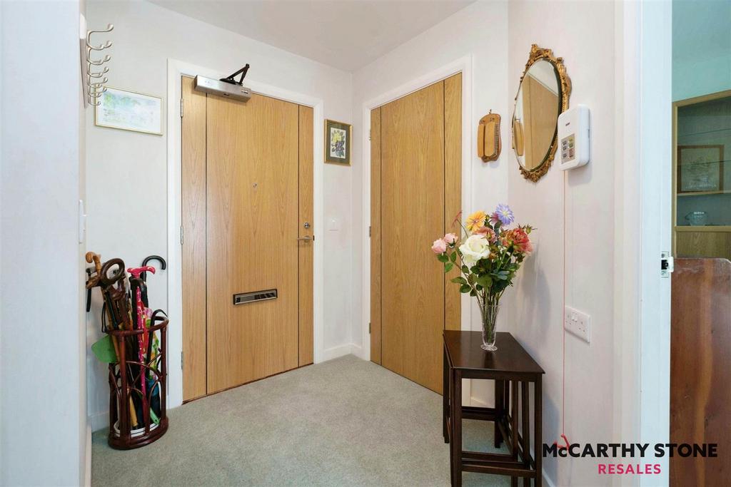 Entrance Hall.jpg