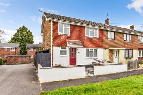 3 bedroom end of terrace house for sale, Heath Road, North Baddesley, Hampshire