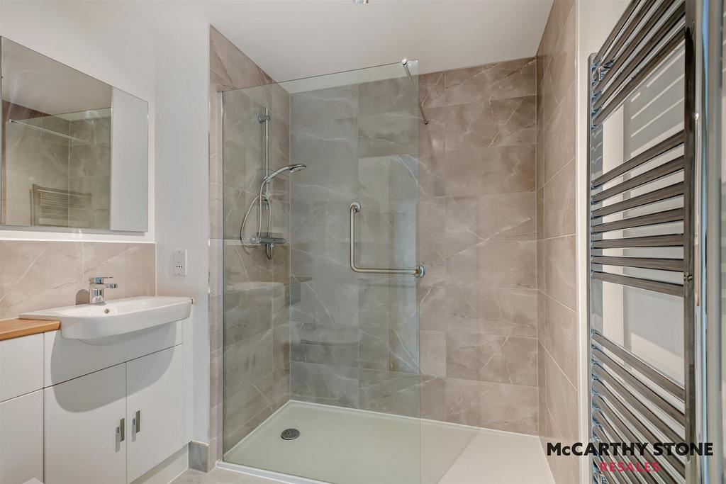 8610275-interior01-800.JPG