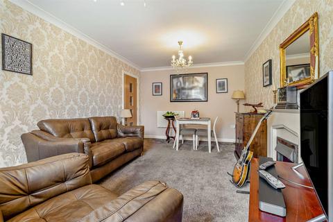 1 bedroom apartment for sale, Tickhill Road, Bawtry, Doncaster