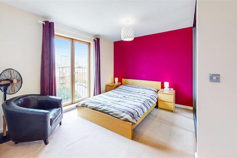 2 bedroom apartment for sale, Pancras Way, London E3