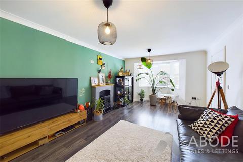 68 Bramling Cross Road, Burton-on-trent, DE14 1DH