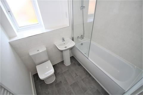 2 bedroom apartment to rent, Dexter Drive, Uttoxeter ST14