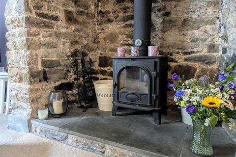 Vineyard Cottage Vine Street, Winkleigh, EX19 8HN
