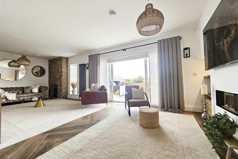 19b Liskey Hill, Perranporth, TR6 0ET