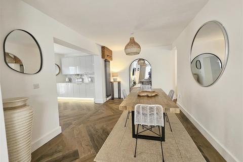 19b Liskey Hill, Perranporth, TR6 0ET