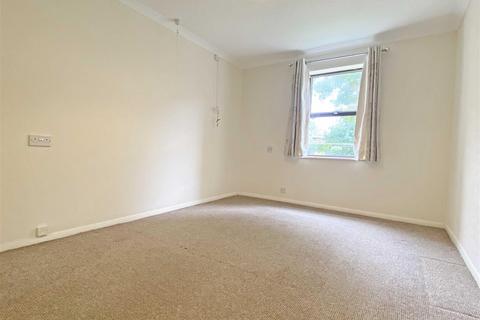 1 bedroom retirement property for sale, Springfield Road, Chelmsford