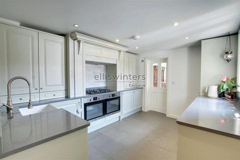 undefined, London Road, St. Ives