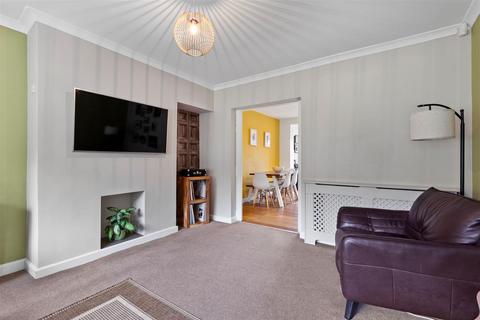 11 Ashfield Drive, Baildon, Shipley, BD17 6JA
