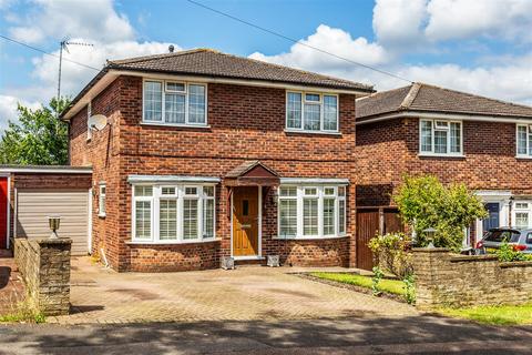 4 bedroom house for sale, HARDING ROAD, LANGLEY VALE, EPSOM, KT18