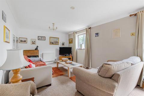 3 bedroom detached house for sale, Tharp Way, Chippenham CB7