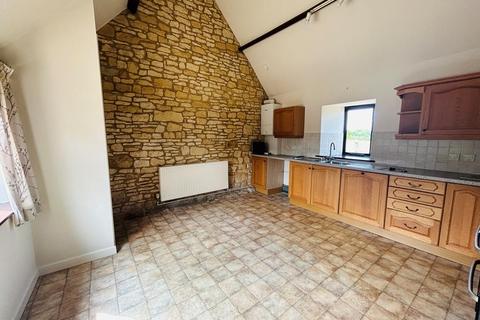 2 bedroom barn conversion to rent, Long Hill, Broadway