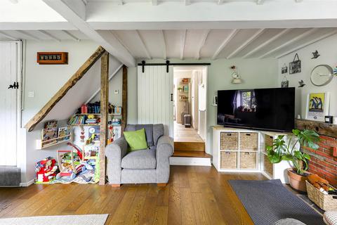 15 Bartlow Road, Linton, Cambridge, CB21 4LY