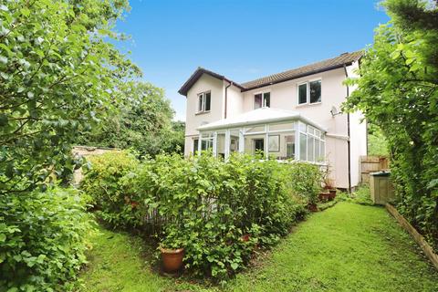 4 bedroom detached house for sale, Woodland Close, Barnstaple