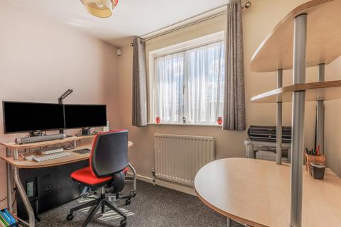 8 Beckfoot Drive, Coventry, CV2 2QD