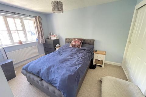 54 Apostle Way, Bishopdown, Salisbury, SP1 3GS