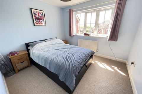 54 Apostle Way, Bishopdown, Salisbury, SP1 3GS