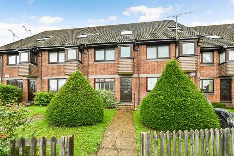 1 bedroom flat for sale, Meon Close, Petersfield, Hampshire