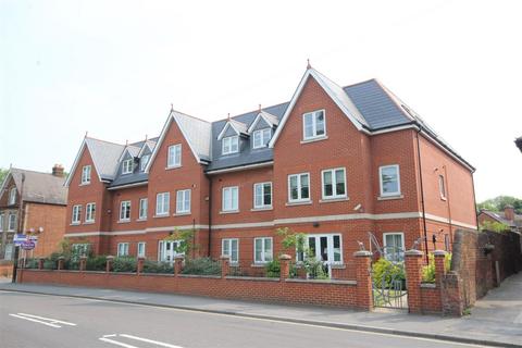 2 bedroom flat to rent, Boundary View, Woodbridge Road