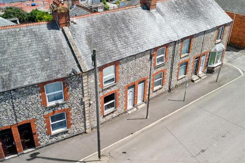 3 bedroom character property for sale, Boden Street, CHARD