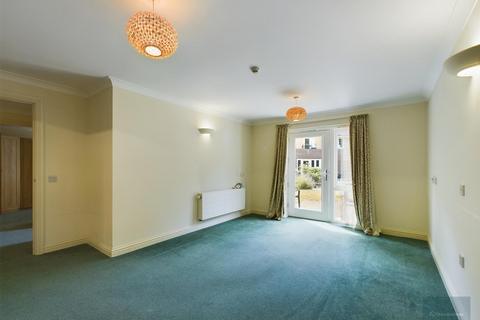 2 bedroom retirement property for sale, Florence Court, Trowbridge BA14