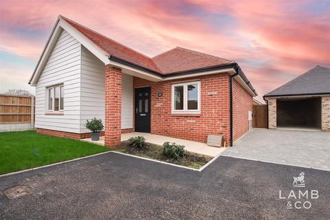 2 bedroom detached bungalow for sale, Turpins Lane, Frinton-On-Sea CO13