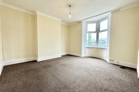 2 bedroom terraced house to rent, Chatham Street, Ramsgate