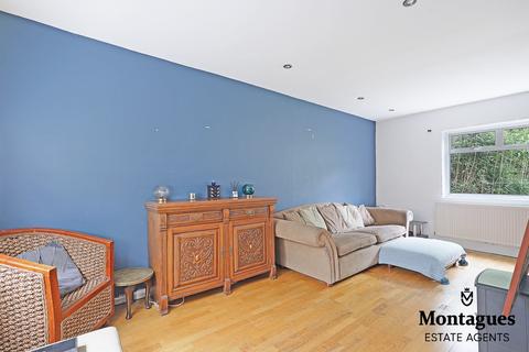12 Beamish Close, North Weald, Epping, CM16 6JN
