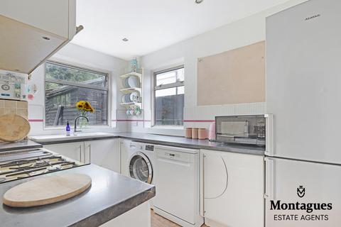 12 Beamish Close, North Weald, Epping, CM16 6JN