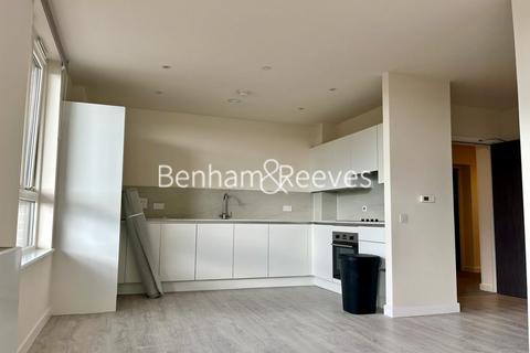 2 bedroom apartment to rent, Eastman Road, Harrow HA1