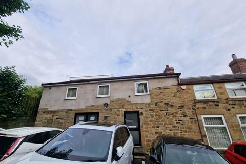 Office to rent, Upper Commercial Street, Batley, WF17