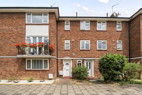 2 bedroom apartment for sale, Elm Park Road, Pinner, HA5