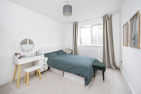 2 bedroom flat for sale, Stepney Way, Stepney, London, E1