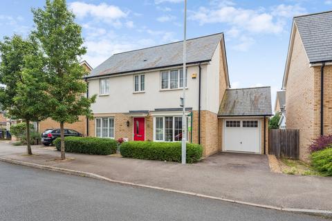 3 bedroom detached house for sale, Hogsden Leys, St Neots PE19