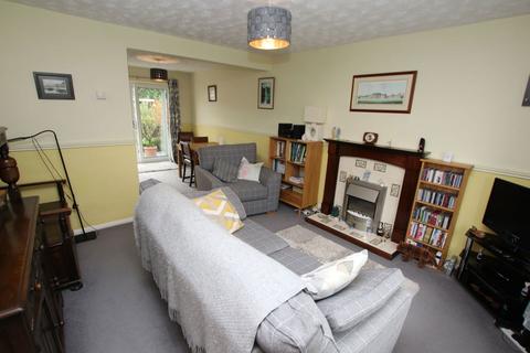 3 bedroom semi-detached house for sale, Bluebell Avenue, Penistone
