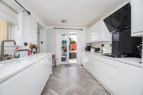 12 Gretton Road, Weldon, Corby, NN17 3HN