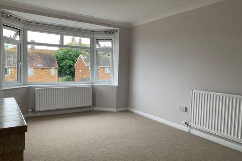 2 bedroom flat to rent, Yarrow Close, Broadstairs, CT10