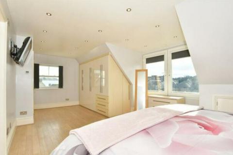 4 bedroom flat for sale, King Street, Margate CT9