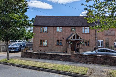 3 bedroom semi-detached house for sale, Cumberland Close, Pimlico