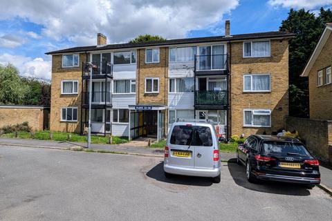 2 bedroom apartment for sale, Chaulden House Gardens, Chaulden