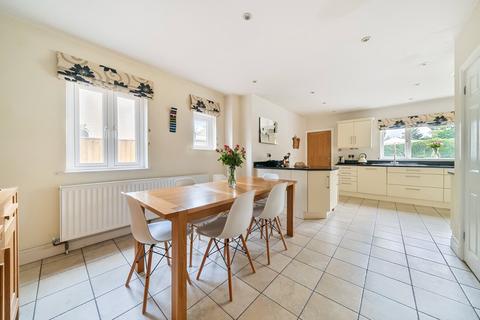 429 Topsham Road, Exeter, EX2 7AB