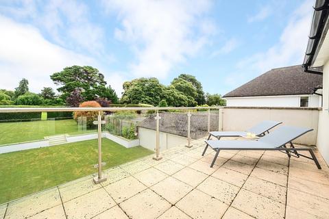 429 Topsham Road, Exeter, EX2 7AB