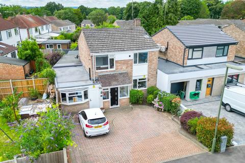 3 Bicknell Road, Frimley, Camberley, GU16 8SZ