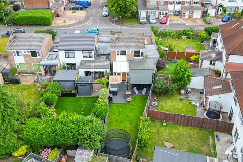 3 Bicknell Road, Frimley, Camberley, GU16 8SZ