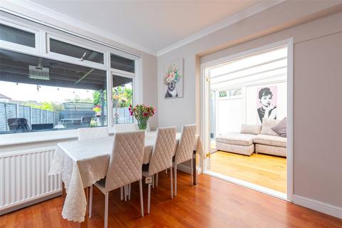 3 Bicknell Road, Frimley, Camberley, GU16 8SZ