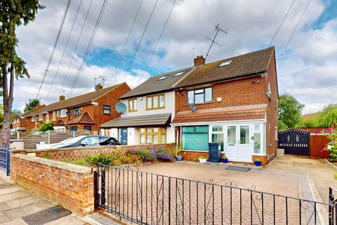 3 bedroom semi-detached house for sale, Greenway, Hayes UB4