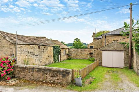 4 bedroom end of terrace house for sale, The Avenue, Harewood, Leeds, West Yorkshire, LS17