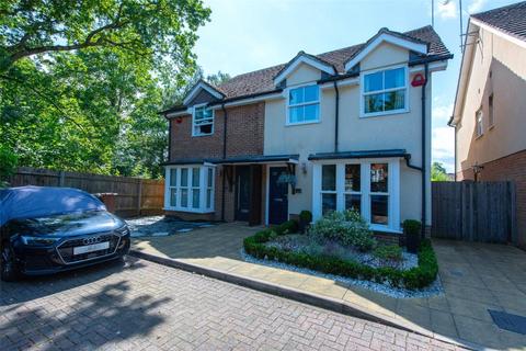 3 bedroom semi-detached house for sale, Penrose Gardens, Guildford GU12