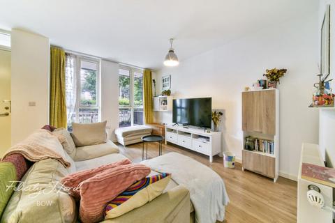 2 bedroom apartment for sale, Geoff Cade Way, London