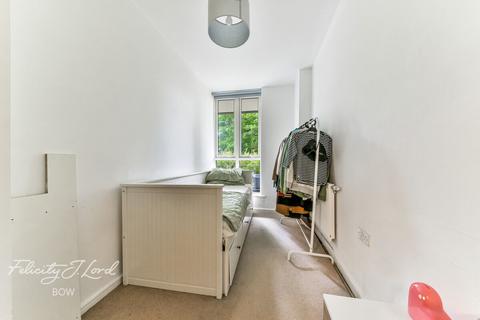 2 bedroom apartment for sale, Geoff Cade Way, London